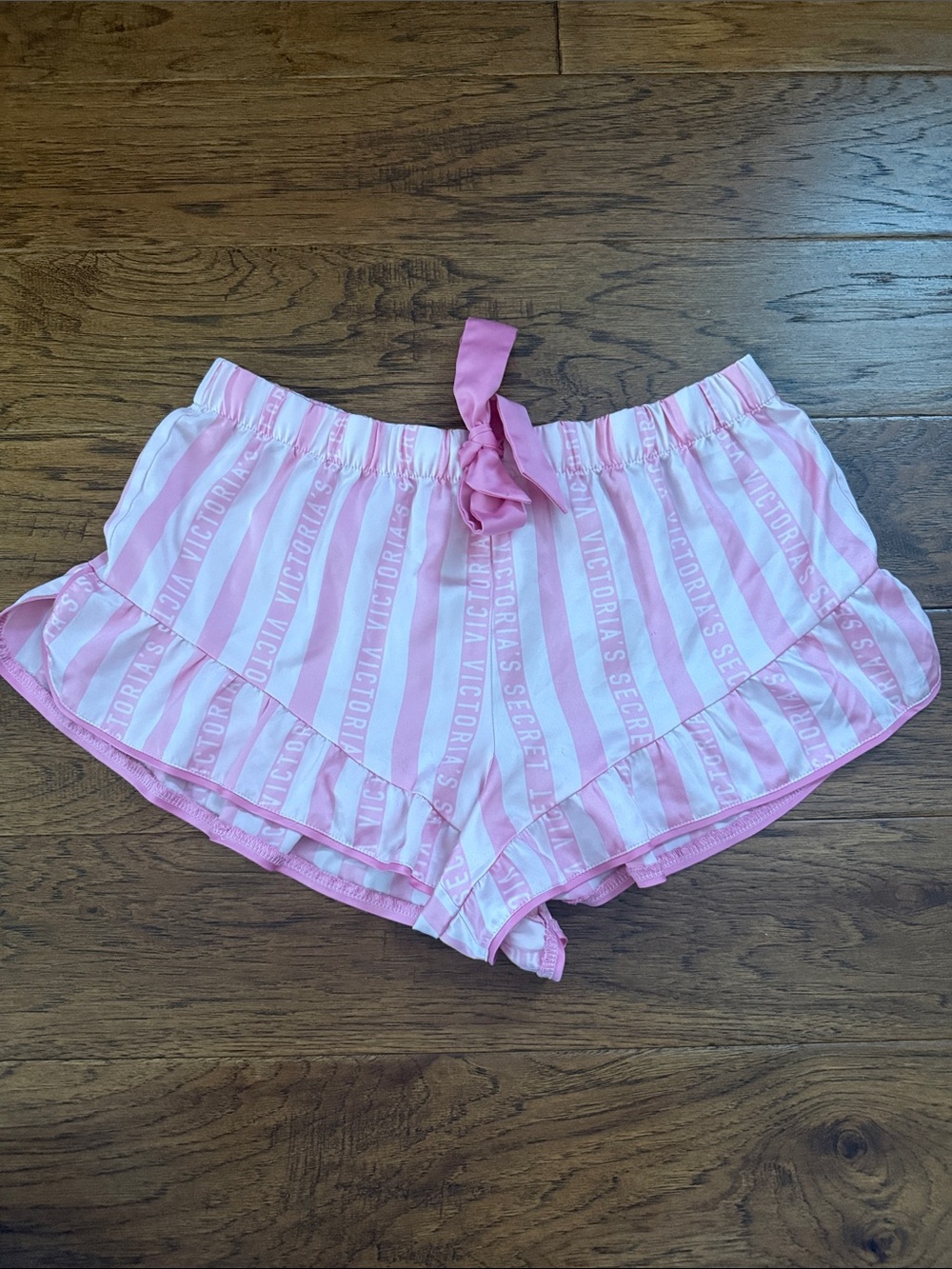 Victoria’s Secret Pink & White Logo Stripe Satin Pajama Shorts Size Medium